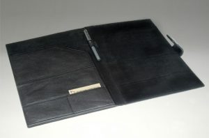 Kf1 2001-leather folders